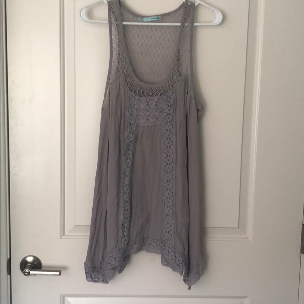 Grey lace flowy tank top